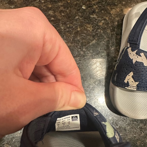 Reef Toddler Navy Shark Sandals - Picture 4 of 4